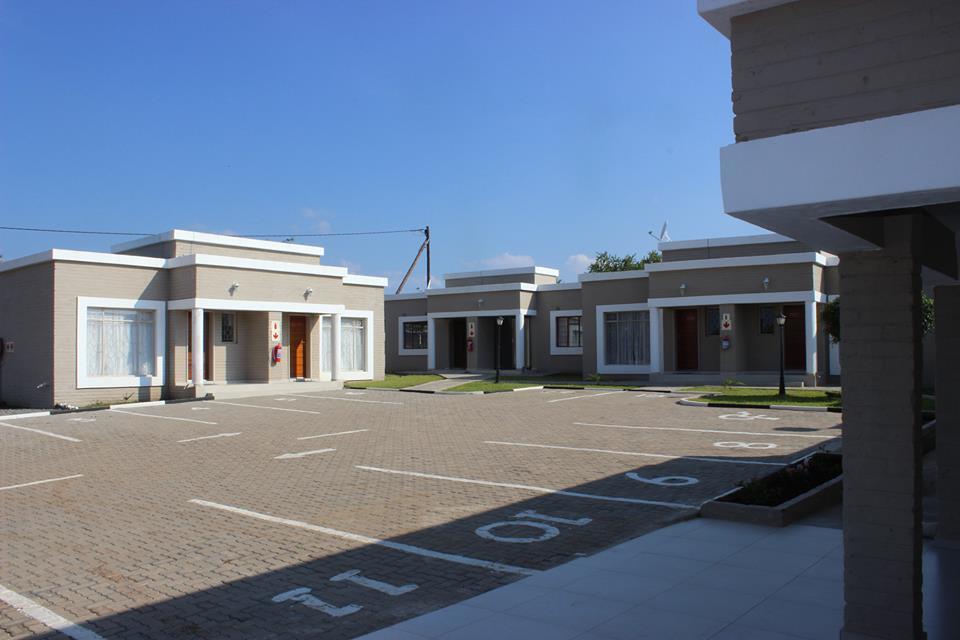 Hill View Inn Serowe Extérieur photo