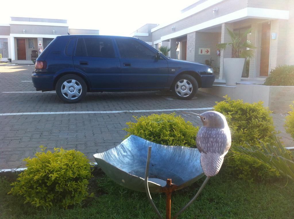 Hill View Inn Serowe Extérieur photo